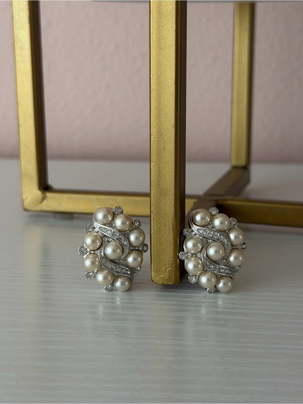 Vintage Swarovski Faux Pearl & Rhinestone Swirl Clip-On Earrings – Swan Logo